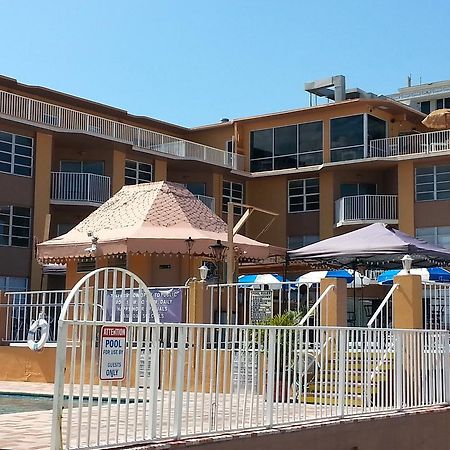 Seaspray Inn Beach Resort パーム・ビーチ・ショアーズ エクステリア 写真