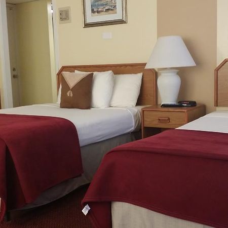 Seaspray Inn Beach Resort パーム・ビーチ・ショアーズ エクステリア 写真