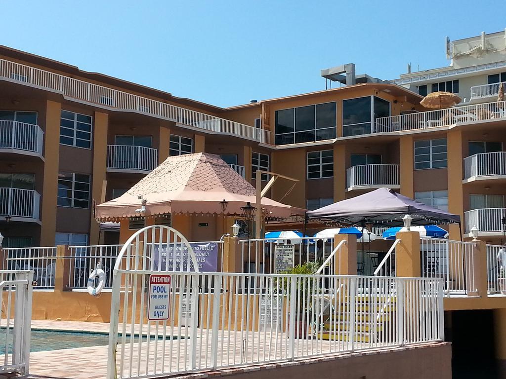 Seaspray Inn Beach Resort パーム・ビーチ・ショアーズ エクステリア 写真