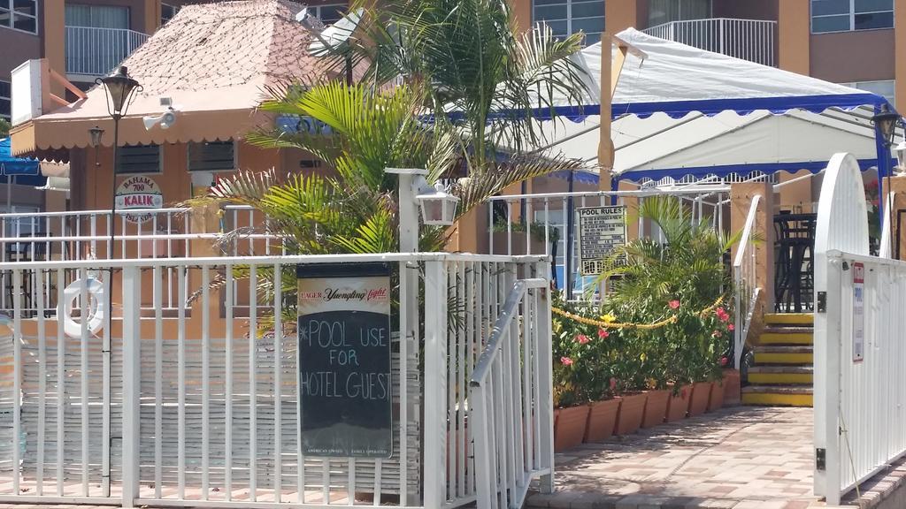 Seaspray Inn Beach Resort パーム・ビーチ・ショアーズ エクステリア 写真