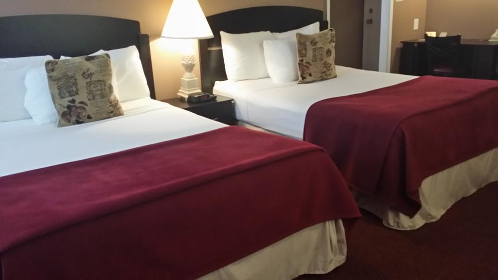 Seaspray Inn Beach Resort パーム・ビーチ・ショアーズ エクステリア 写真