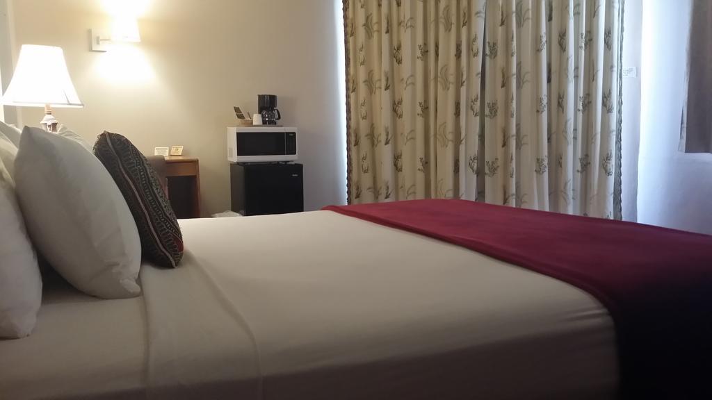 Seaspray Inn Beach Resort パーム・ビーチ・ショアーズ エクステリア 写真