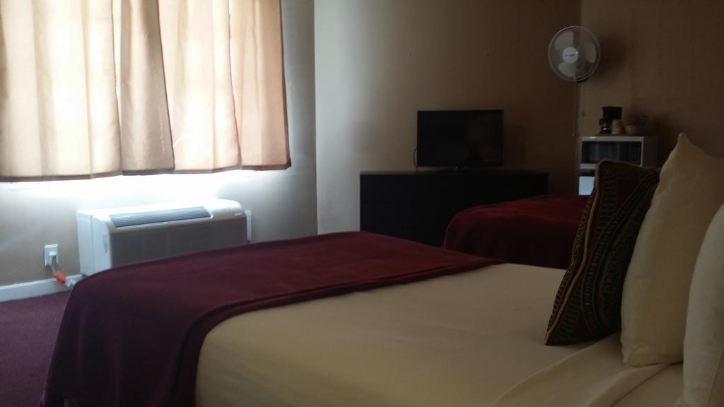 Seaspray Inn Beach Resort パーム・ビーチ・ショアーズ エクステリア 写真