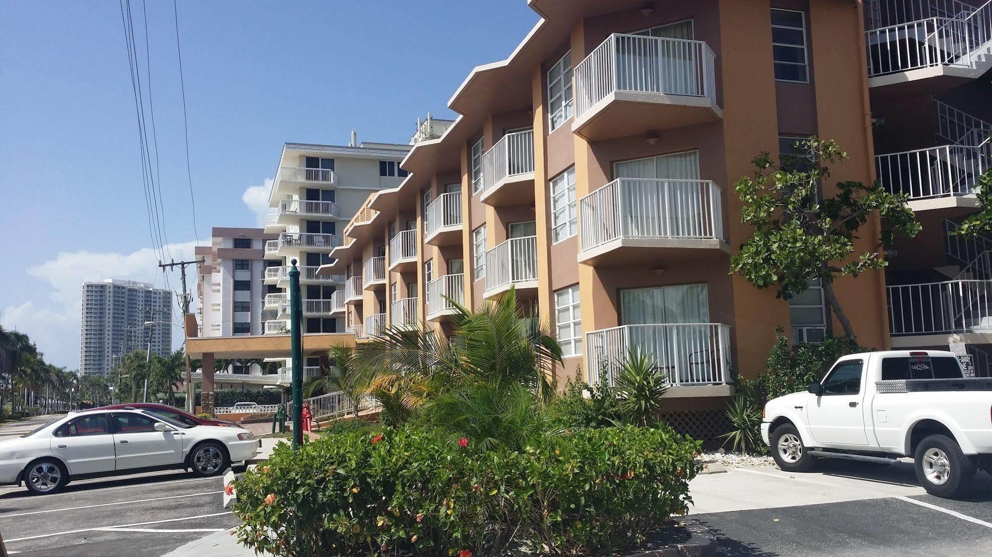 Seaspray Inn Beach Resort パーム・ビーチ・ショアーズ エクステリア 写真