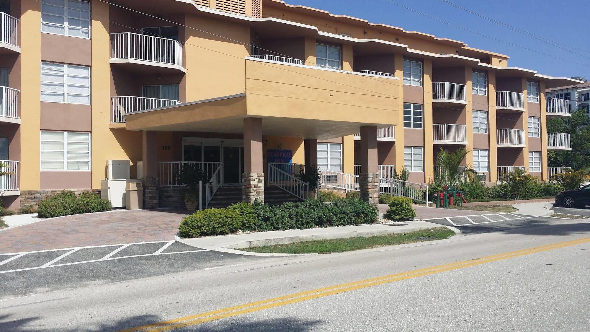 Seaspray Inn Beach Resort パーム・ビーチ・ショアーズ エクステリア 写真